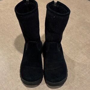 Lands' End Black Suede Boots shrerpa/fleece lined
